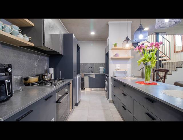 3 BEDROOM TOWNHOUSE FOR SALE IN KYA SANDS